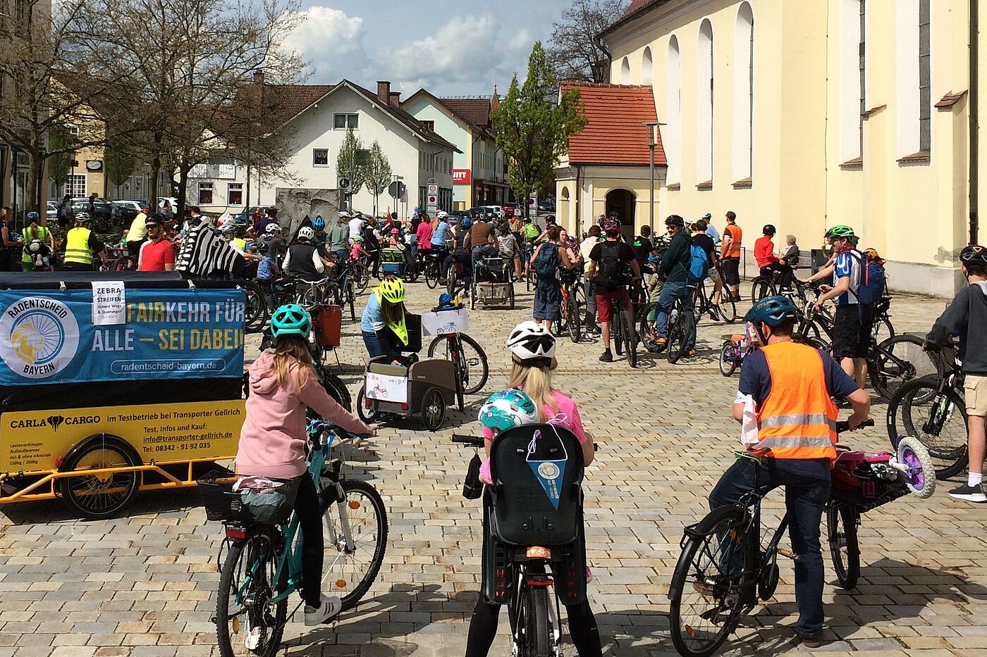 Raddemo auf dem Marktplatz
