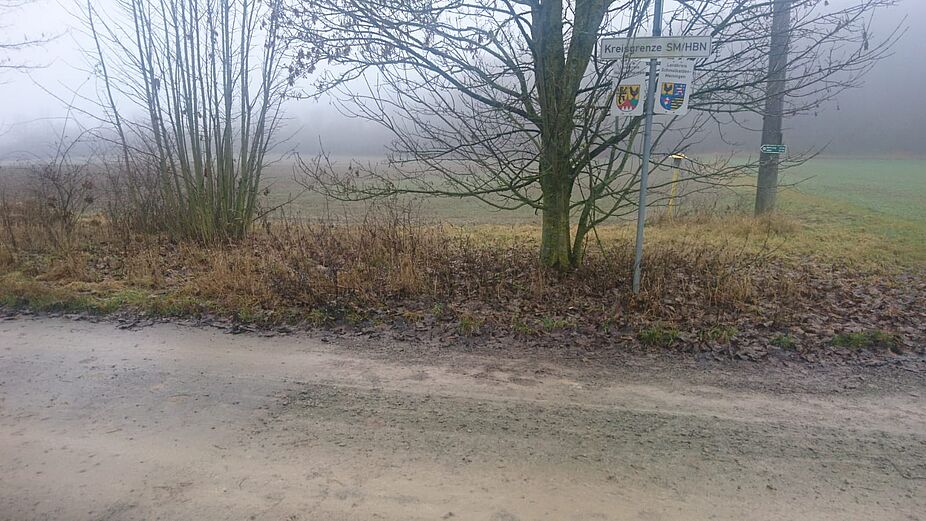 Kreisgrenze Schmalkalden/Meiningen zu Hildburghausen zwischen Exdorf und Jüchsen Kreisgrenze Schmalkalden/Meiningen zu Hildburghausen zwischen Exdorf und Jüchse